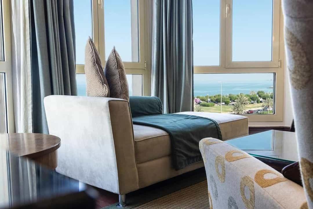 Le Royal Hotel Kuwait City Ngoại thất bức ảnh
