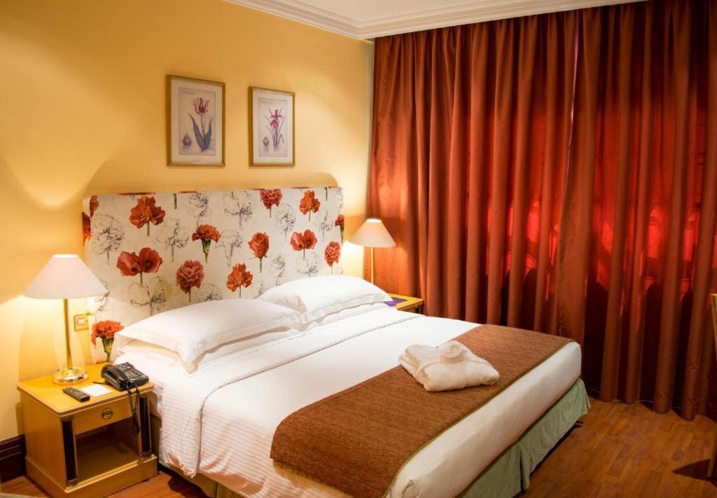 Le Royal Hotel Kuwait City Ngoại thất bức ảnh