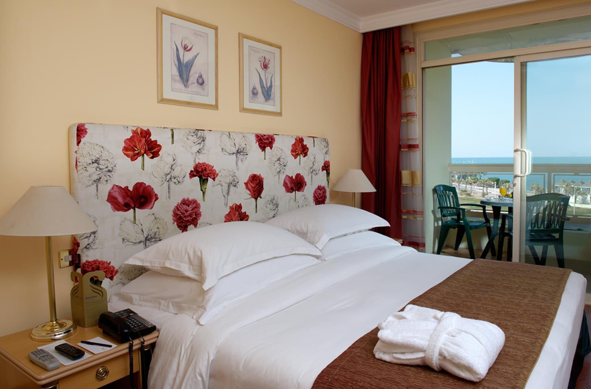 Le Royal Hotel Kuwait City Ngoại thất bức ảnh