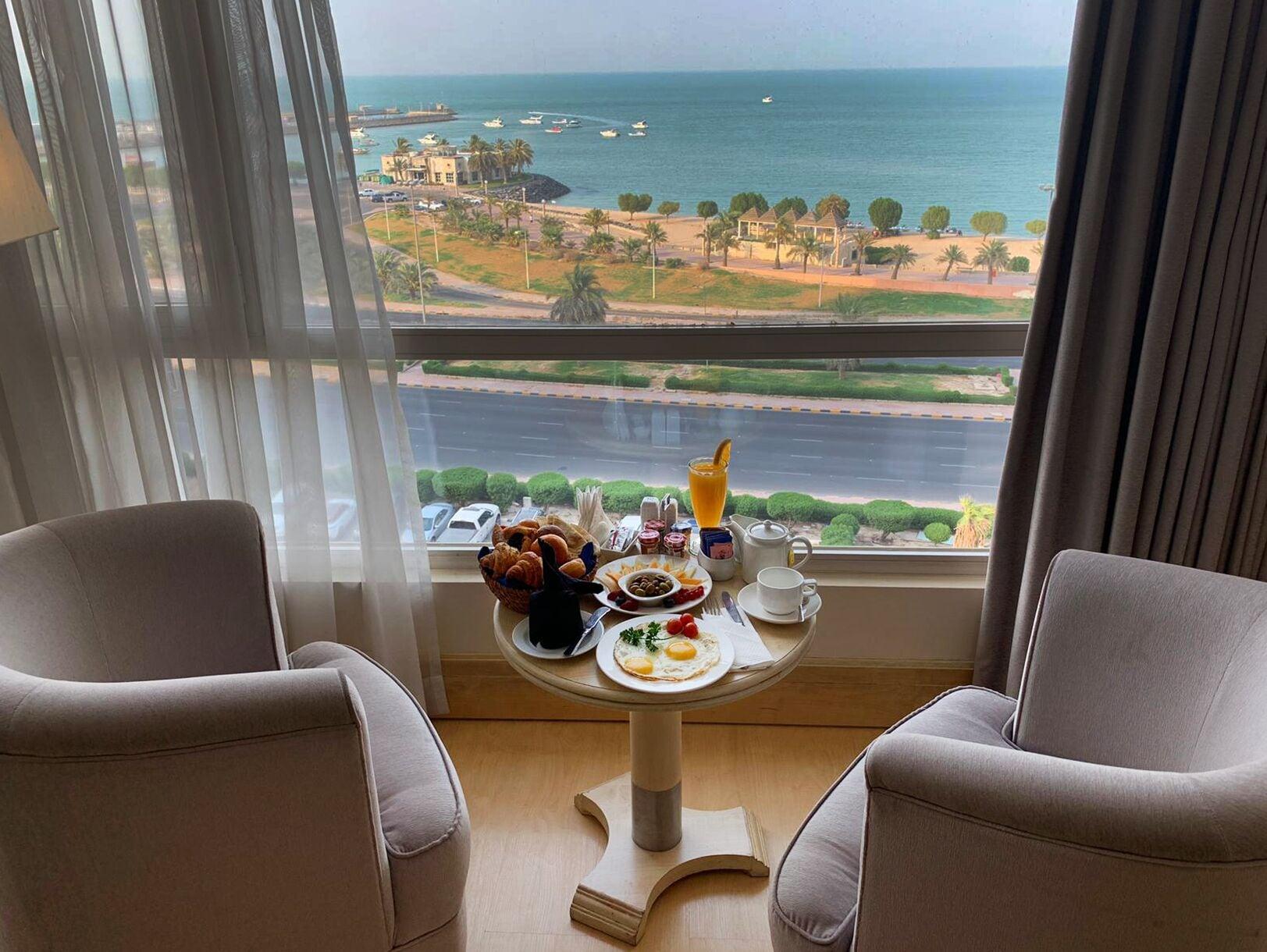 Le Royal Hotel Kuwait City Ngoại thất bức ảnh