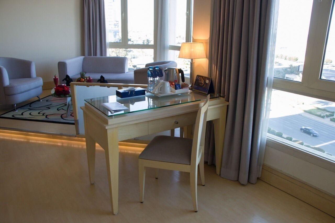 Le Royal Hotel Kuwait City Ngoại thất bức ảnh