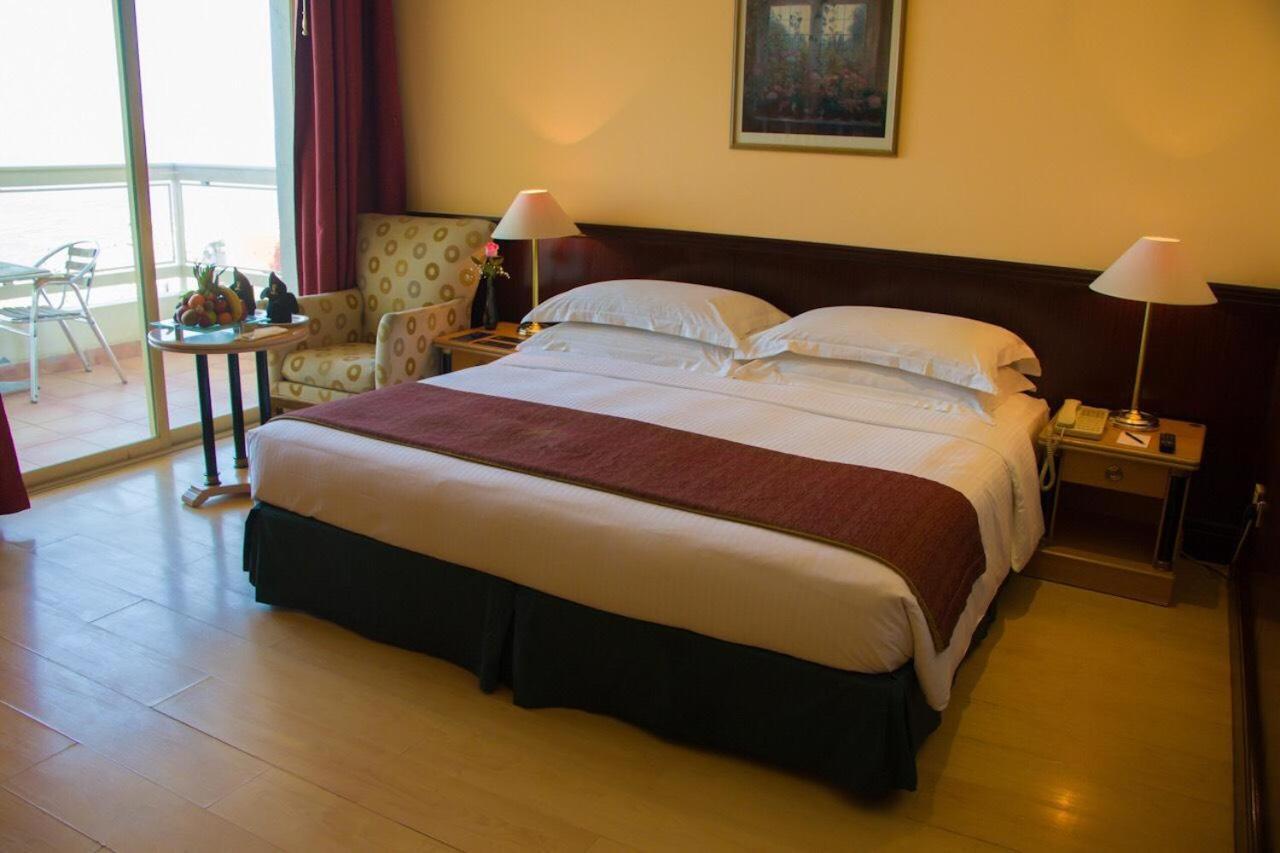 Le Royal Hotel Kuwait City Ngoại thất bức ảnh