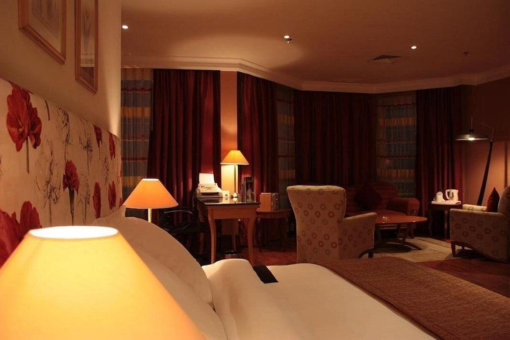 Le Royal Hotel Kuwait City Ngoại thất bức ảnh