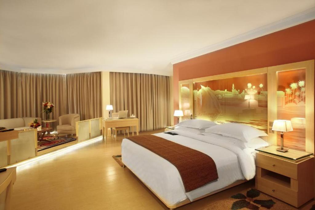 Le Royal Hotel Kuwait City Ngoại thất bức ảnh