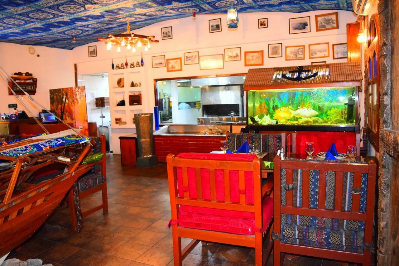 Le Royal Hotel Kuwait City Ngoại thất bức ảnh